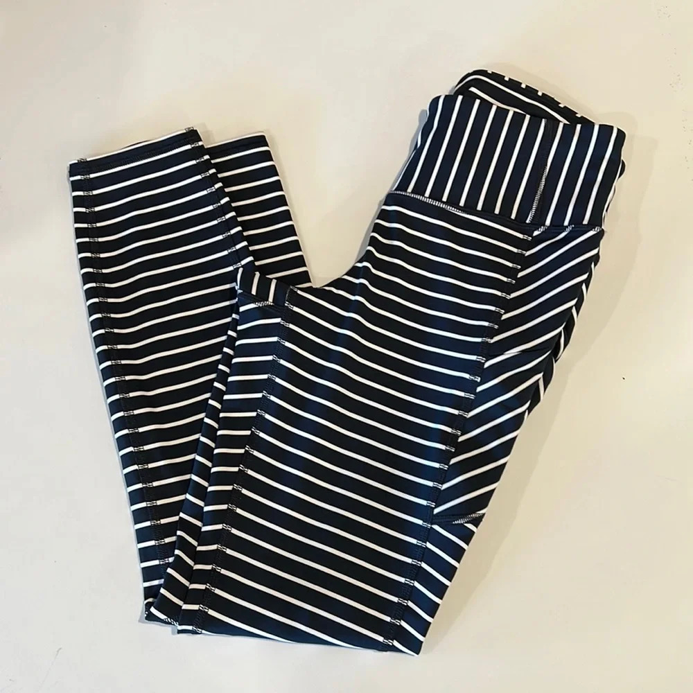 Athleta - XS, navy and white stripe cropped leggings